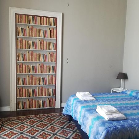 Ferienwohnung Wind House Catania Zimmer foto